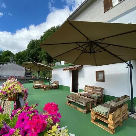 Bed & Breakfast Claudia Pescasseroli
